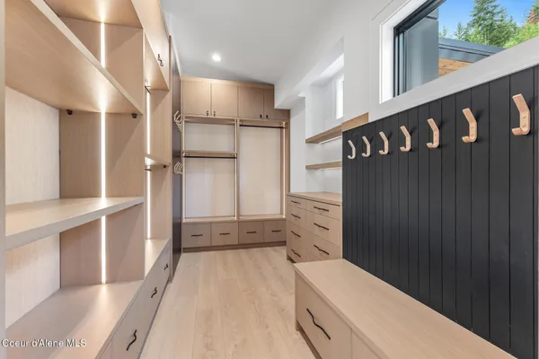 $7,495,000 | 220 South Millview Lane, Coeur D'Alene, ID 83814