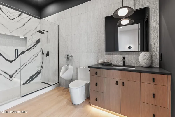 $7,495,000 | 220 South Millview Lane, Coeur D'Alene, ID 83814