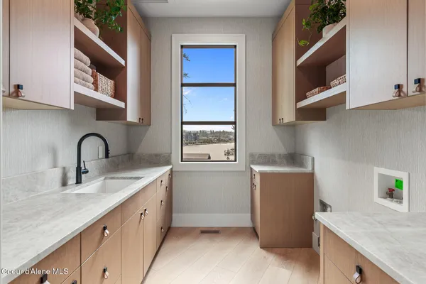 $7,495,000 | 220 South Millview Lane, Coeur D'Alene, ID 83814