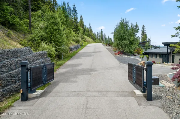 $7,495,000 | 220 South Millview Lane, Coeur D'Alene, ID 83814