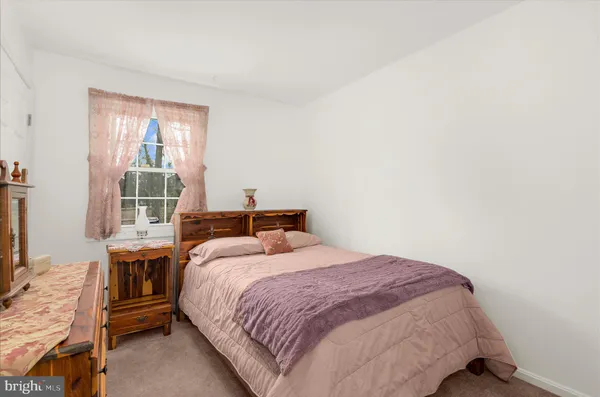 $425,000 | 2450 Shawnee Lane, Waldorf, MD 20601