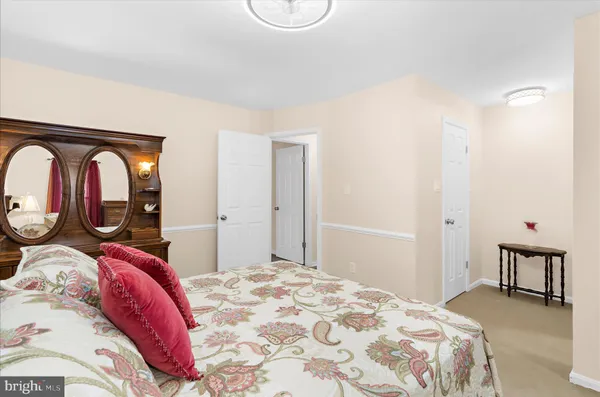 $425,000 | 2450 Shawnee Lane, Waldorf, MD 20601