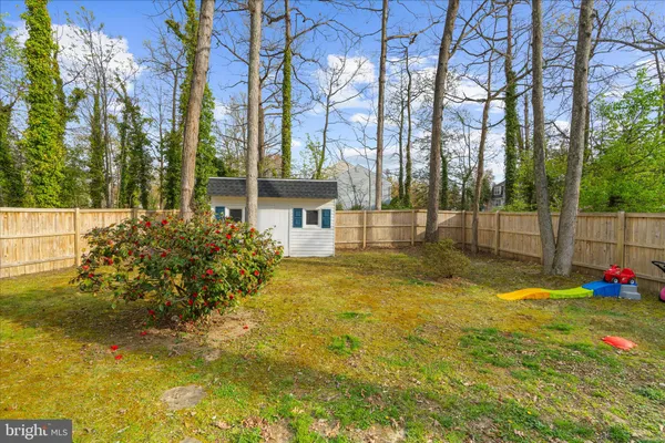 $425,000 | 2450 Shawnee Lane, Waldorf, MD 20601