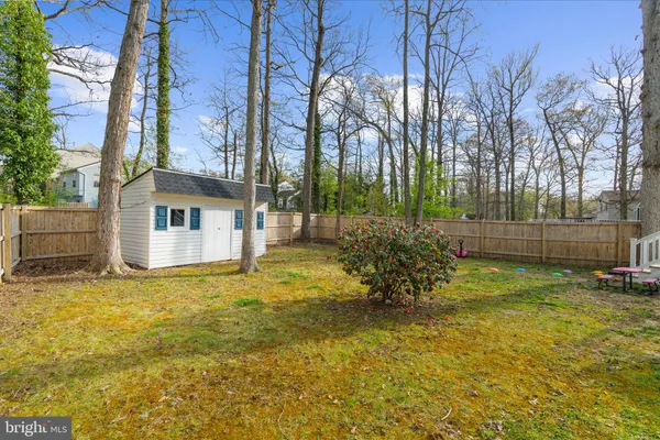 $425,000 | 2450 Shawnee Lane, Waldorf, MD 20601