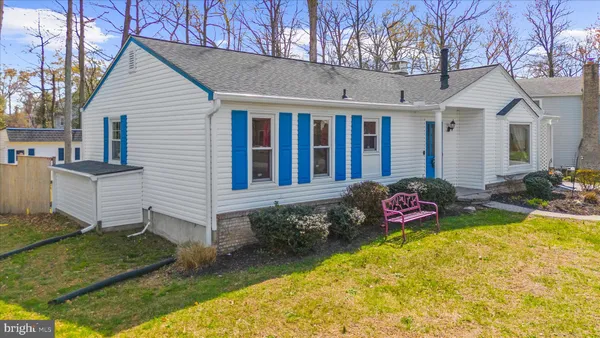 $425,000 | 2450 Shawnee Lane, Waldorf, MD 20601