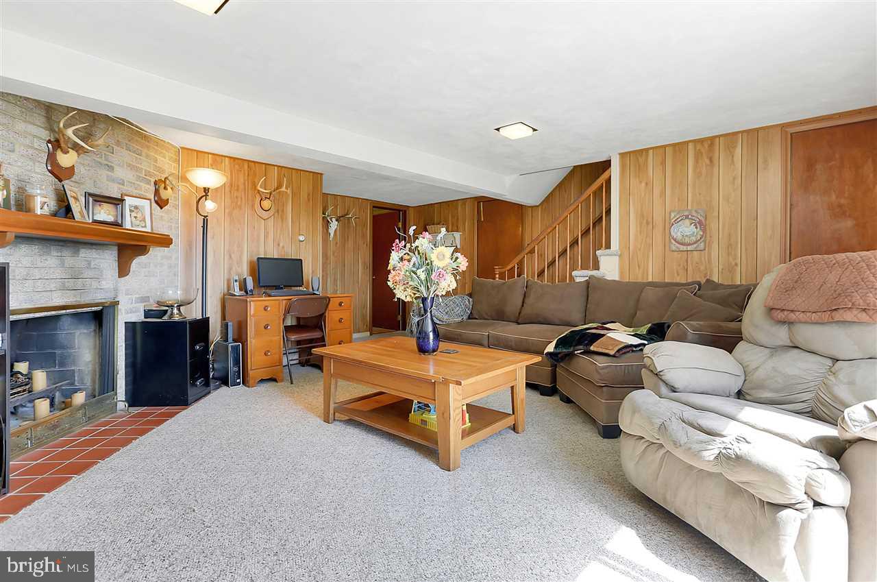 38 Merrin Road York, PA 17402 - Photo 16 of 24 Gallery Image 16