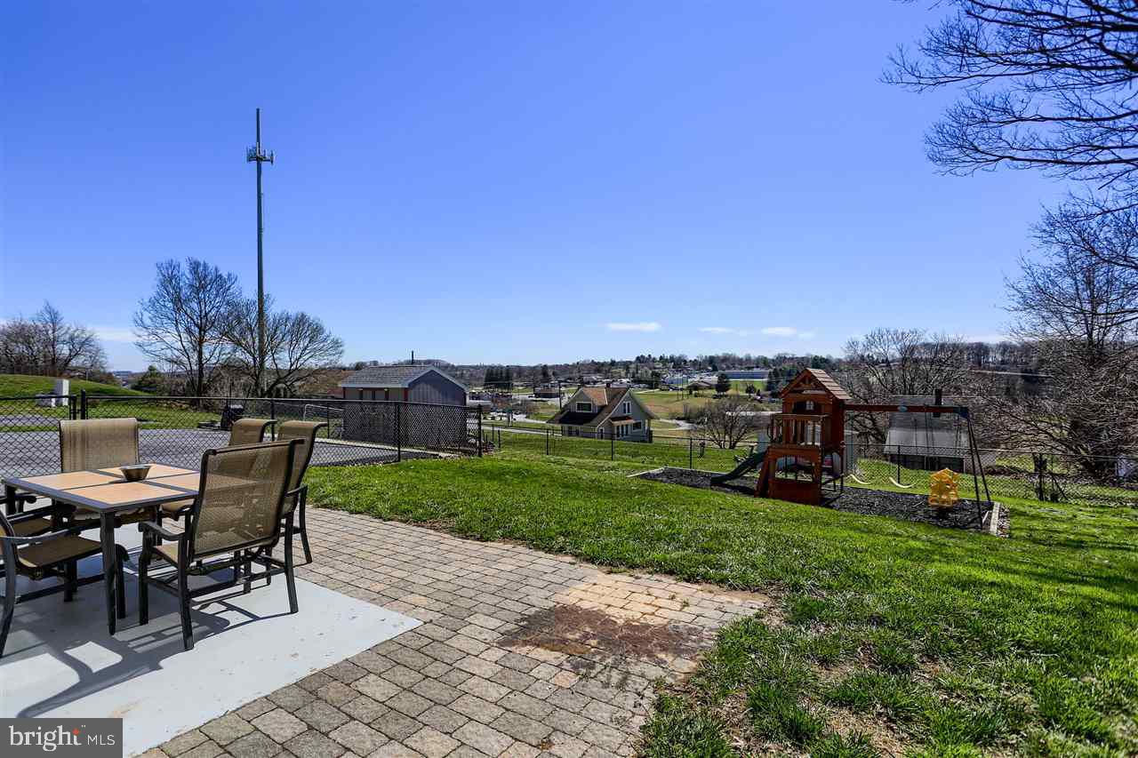 38 Merrin Road York, PA 17402 - Photo 20 of 24 Gallery Image 20