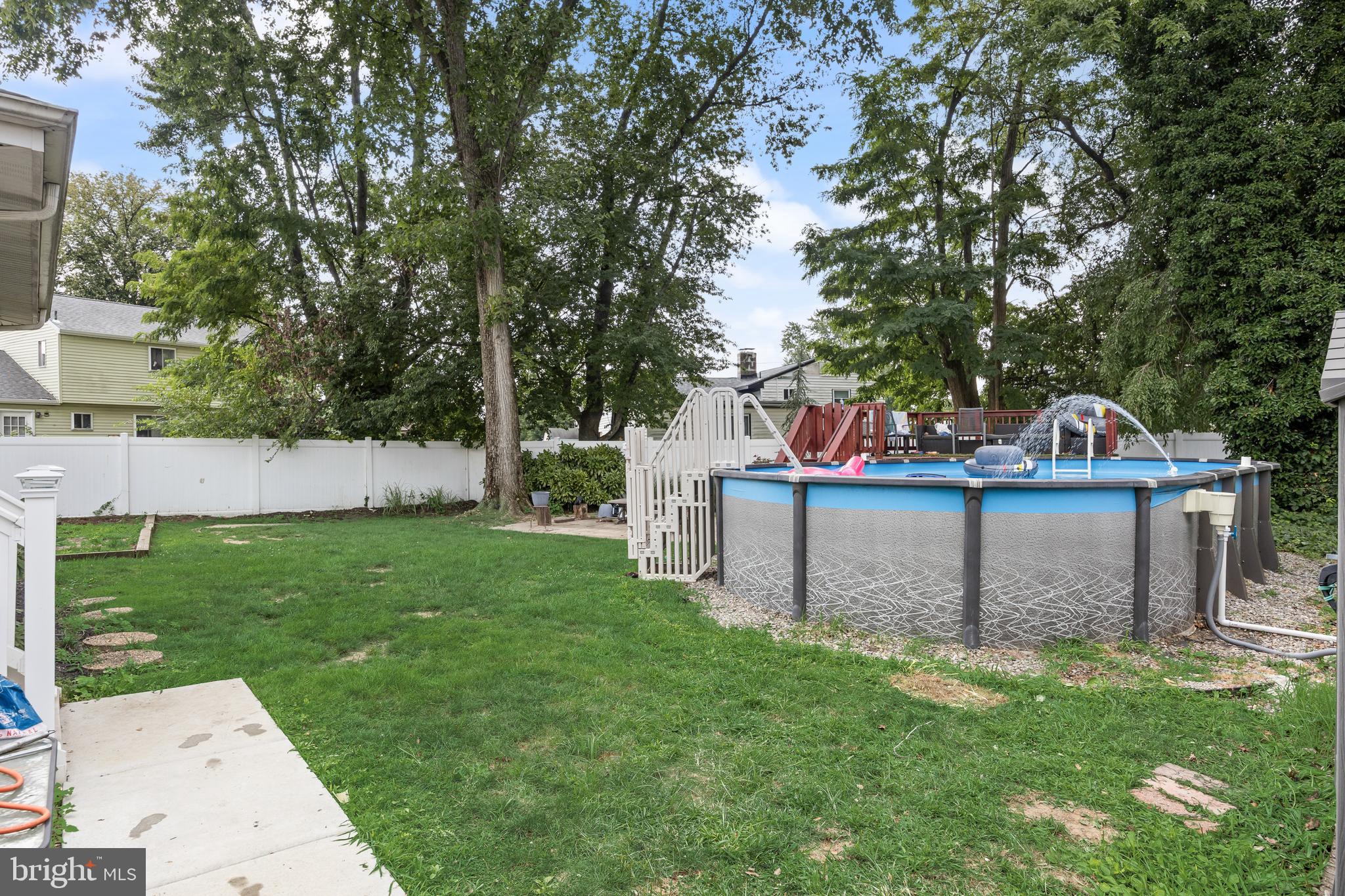 32 Larkin Road Burlington, NJ 08016 - Photo 21 of 25 Gallery Image 21