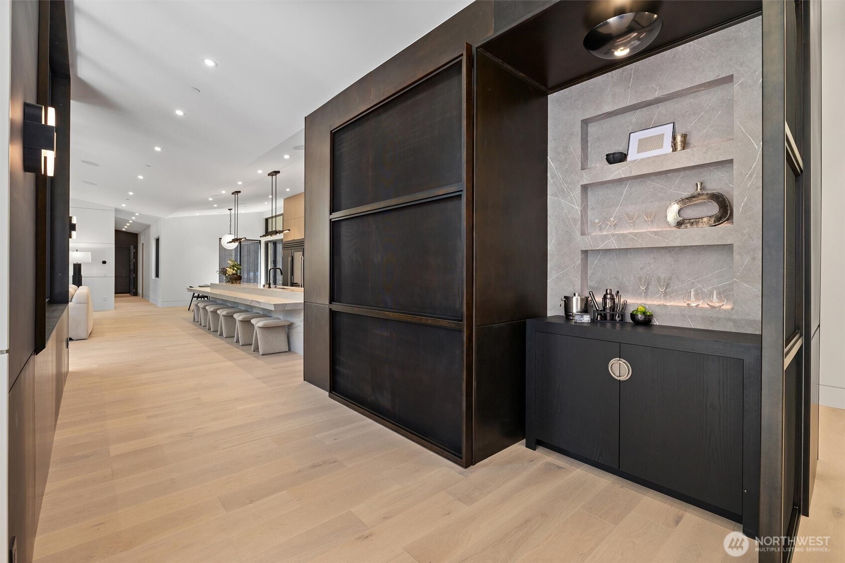 204 Northside Road Bellevue, WA 98004 - Photo 14 of 40