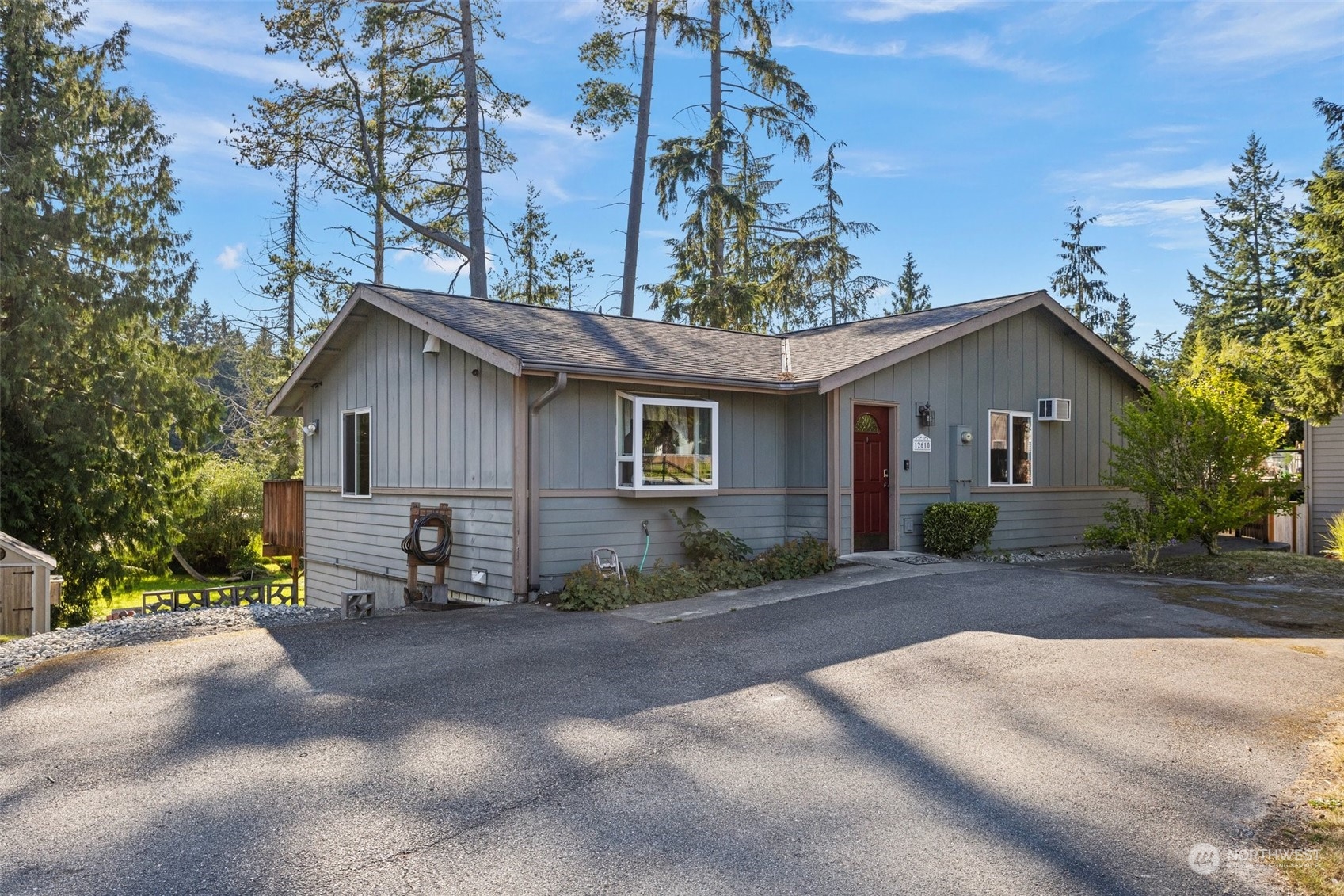12610 Ruggs Lake Road Everett, WA 98208 - Photo 1 of 28 Gallery Image 1