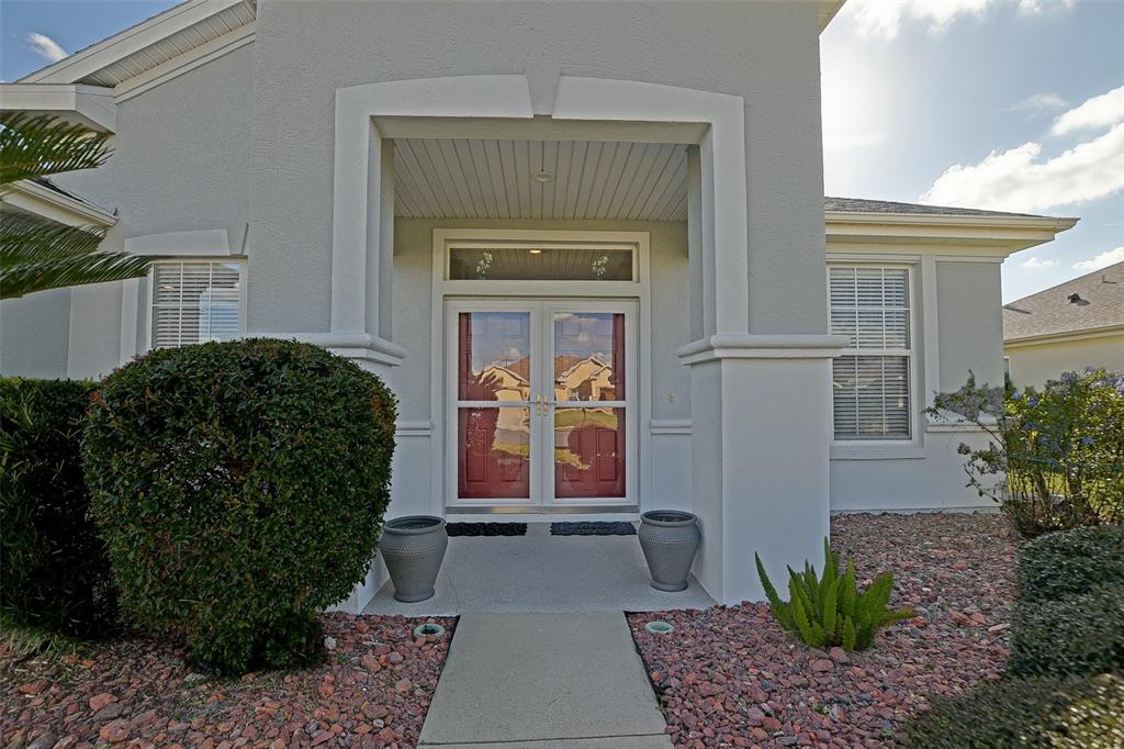 9203 Southeast 130th Loop Summerfield, FL 34491 - Photo 10 of 90