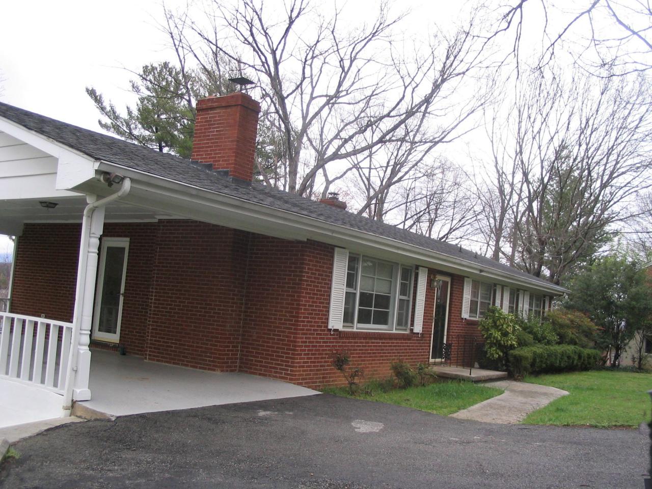 3235 Rasmont Road Roanoke, VA 24018 - Photo 1 of 15 Main