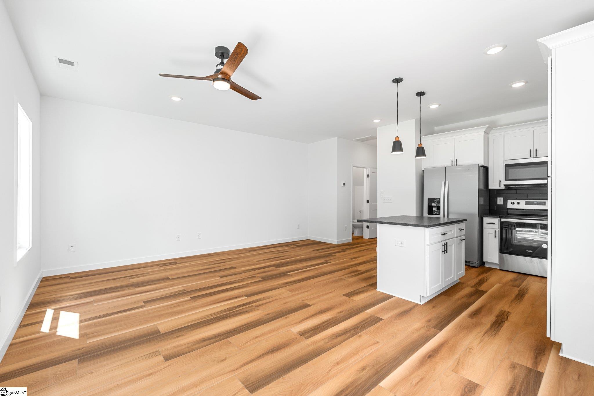 307 Donaldson Road Greenville, SC 29605 - Photo 14 of 31