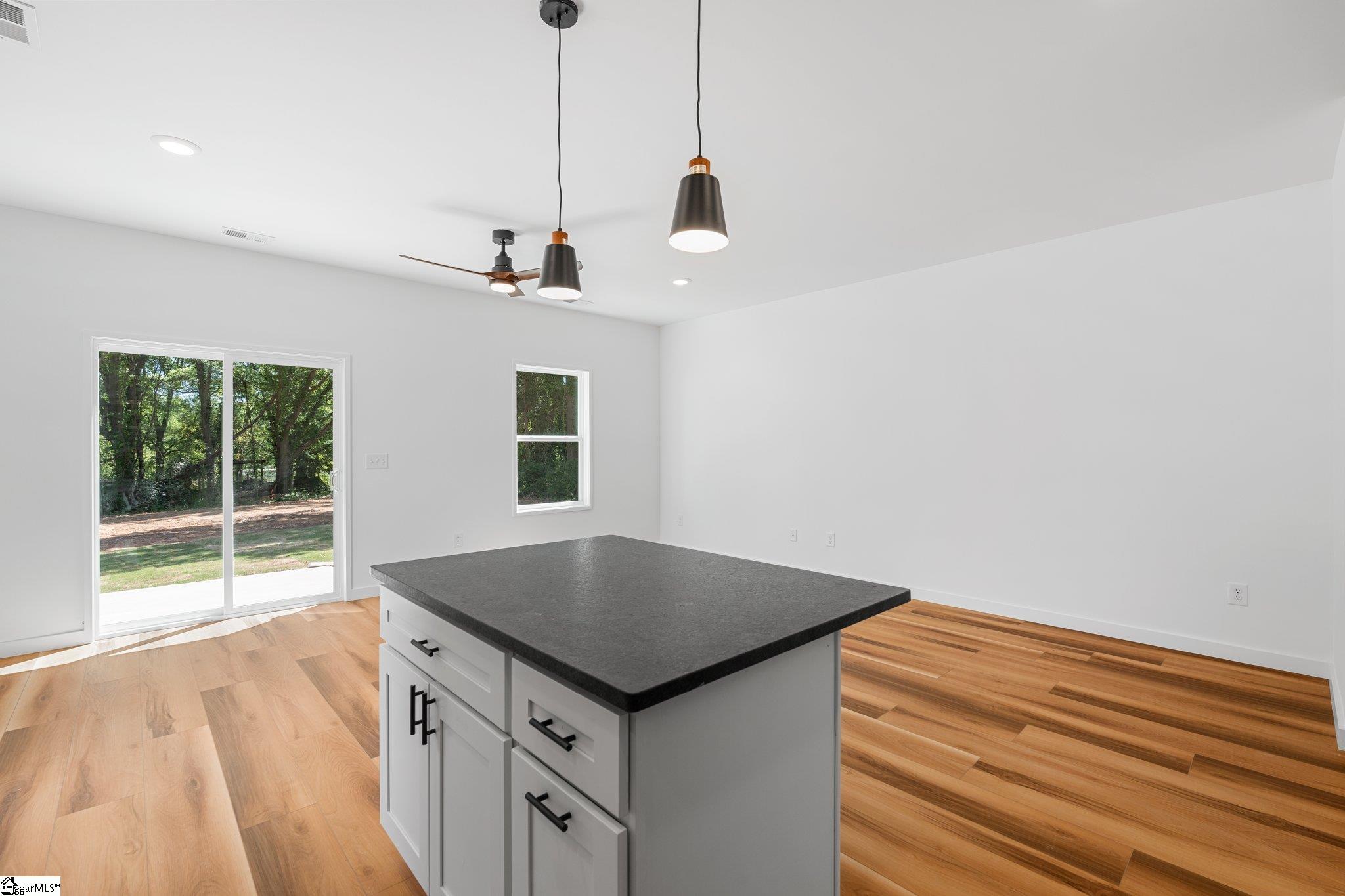 307 Donaldson Road Greenville, SC 29605 - Photo 15 of 31