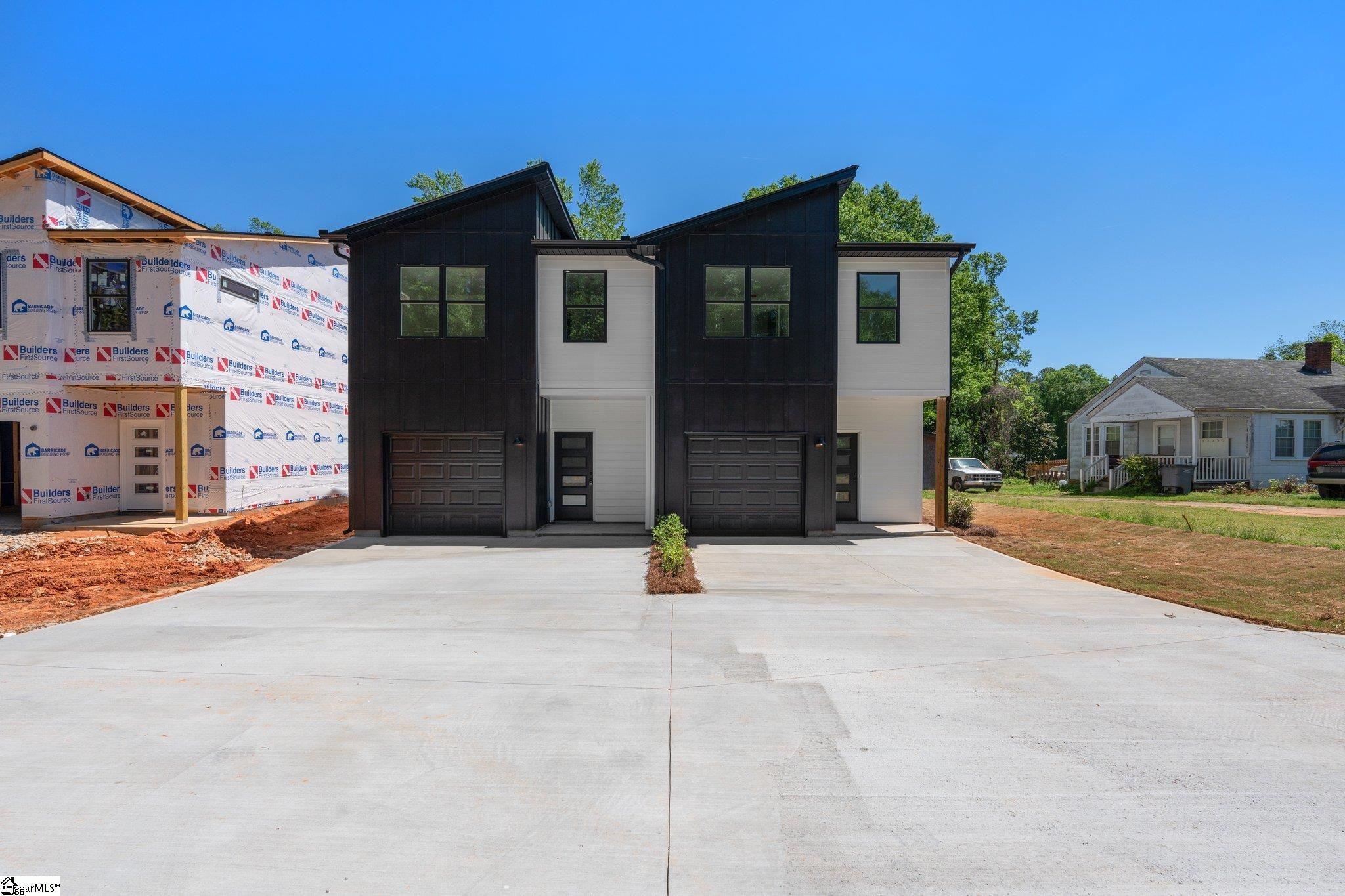307 Donaldson Road Greenville, SC 29605 - Photo 2 of 31