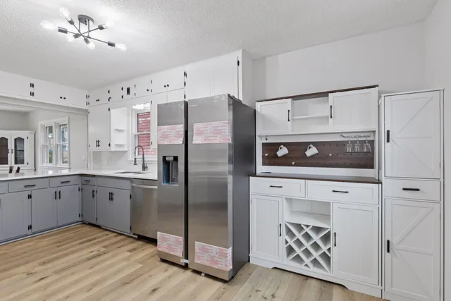 $219,900 | 210 North Renville Street, Winthrop, MN 55396