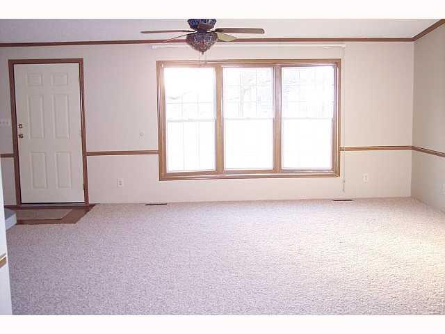 8300 North Schindel Road Albany, IN 47320 - Photo 5 of 7 Gallery Image 5