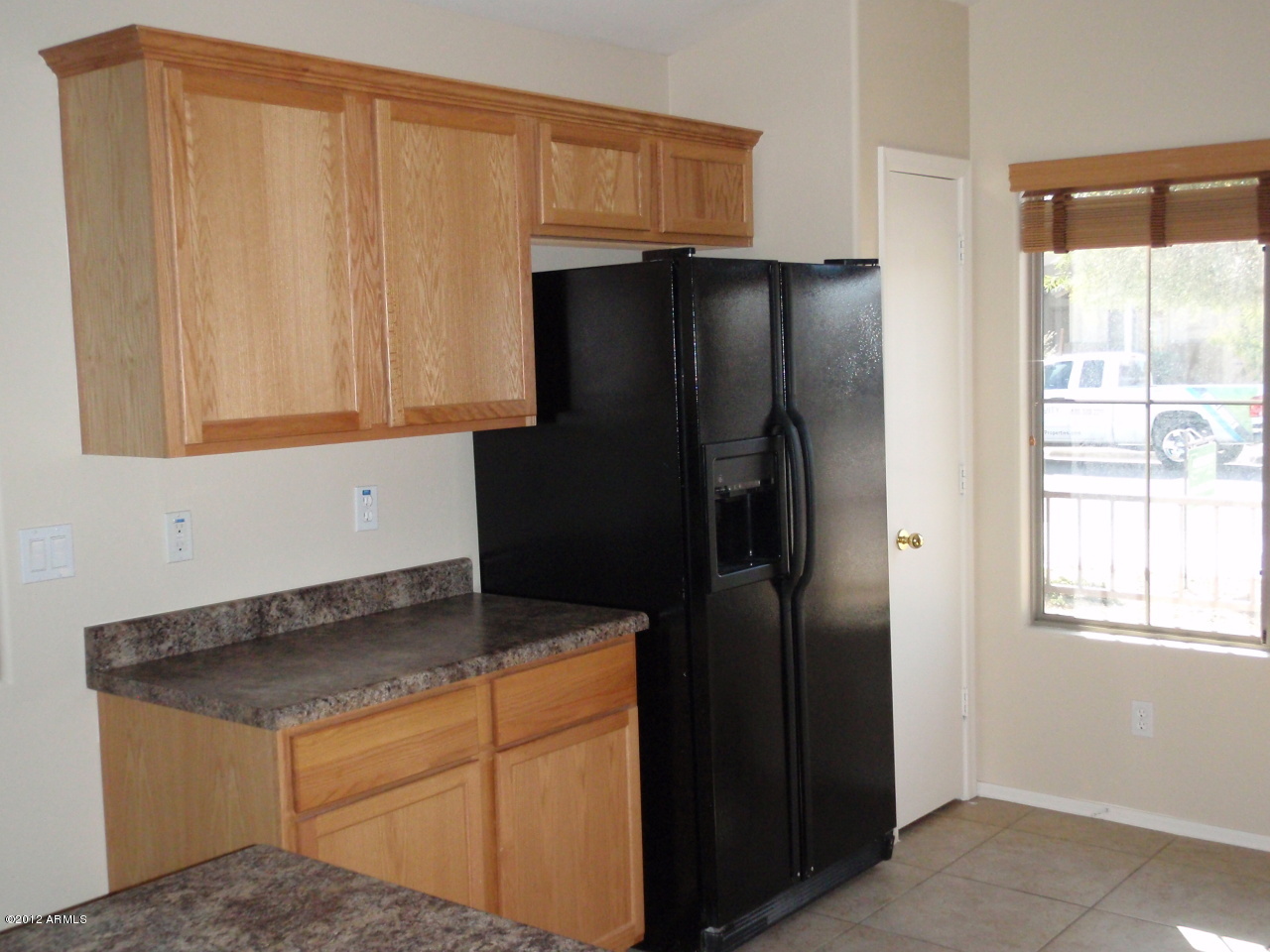 2426 West Gaby Road Phoenix, AZ 85041 - Photo 7 of 9 Kitchen