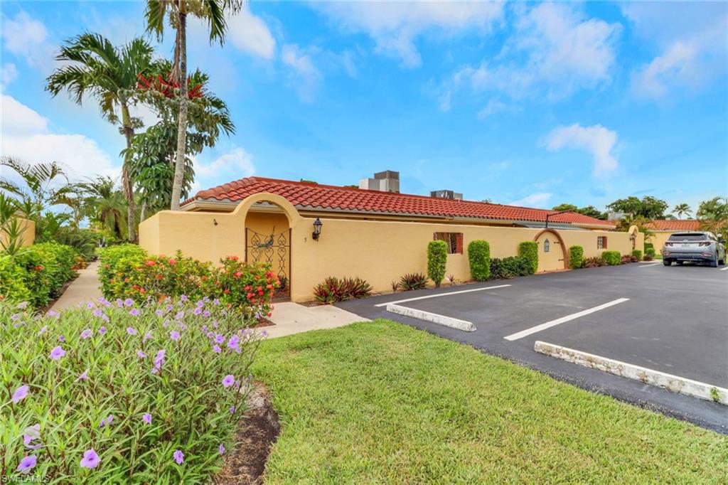 159 Teryl Road, Unit E3 Naples, FL 34112 - Photo 4 of 33 Gallery Image 4