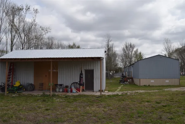 $249,000 | 165 Hay Meadow Lane, Shepherd, TX 77371