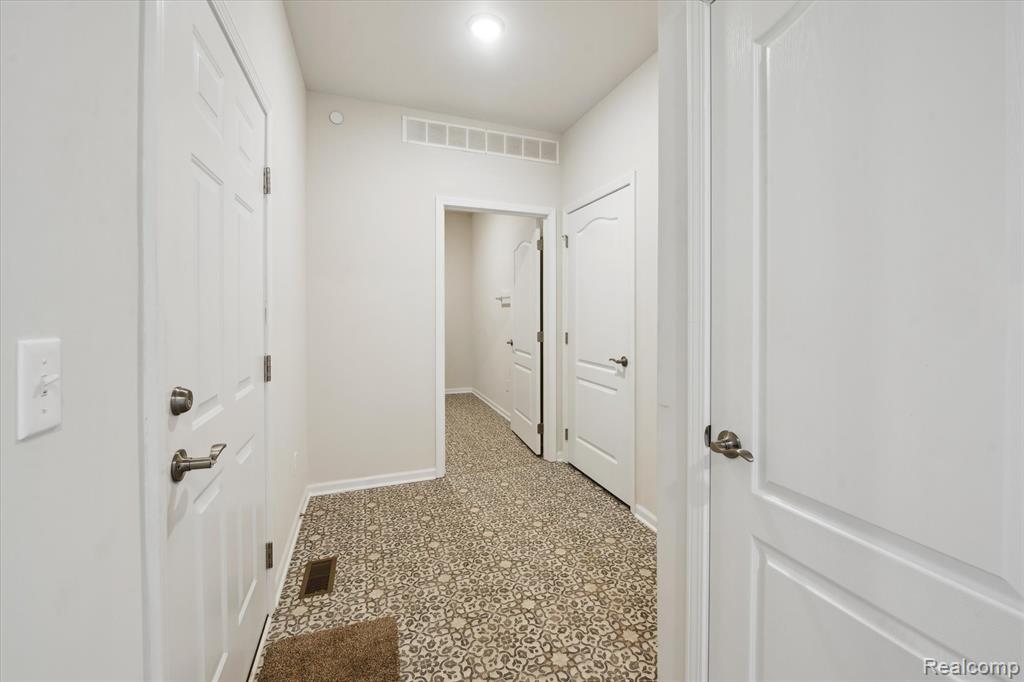 1065 Spring Trail Brighton, MI 48116 - Photo 31 of 61