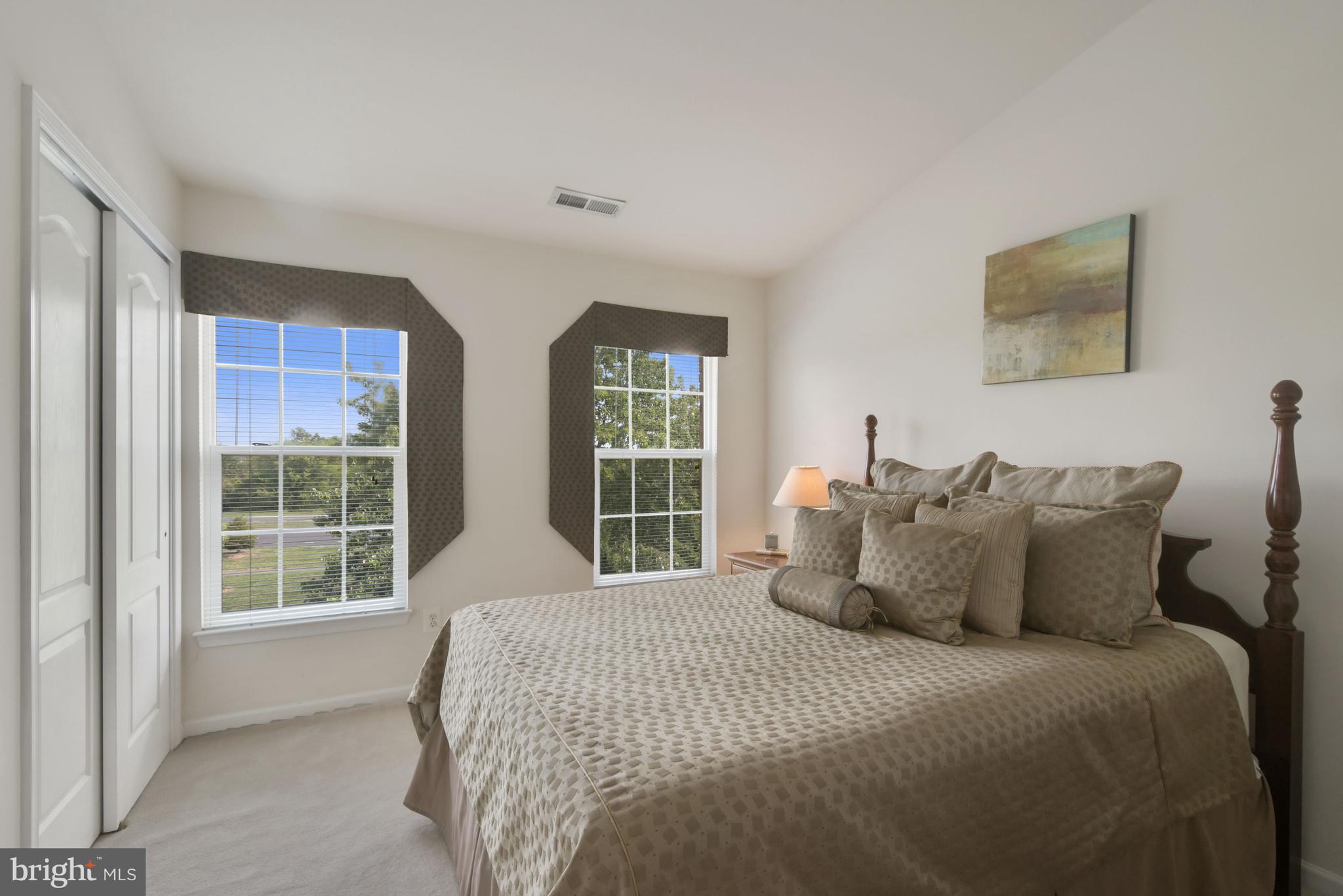 25523 Beresford Drive Chantilly, VA 20152 - Photo 18 of 48 Bedroom 2 on Upper Level