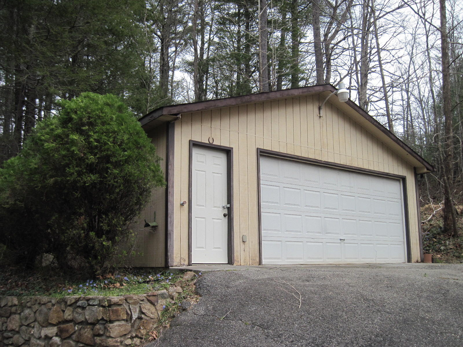 6524 Poage Valley Rd Extension Roanoke, VA 24018 - Photo 8 of 55 2017-03-06 16.38.54