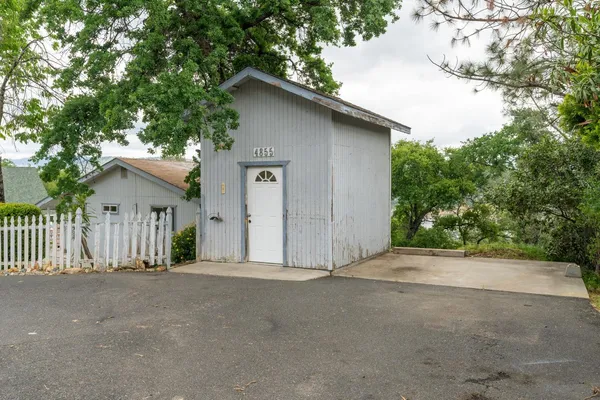 a view of a house with a garage