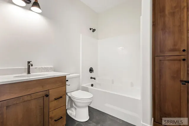 $455,000 | 30 East Hemlock Lane, Rigby, ID 83442