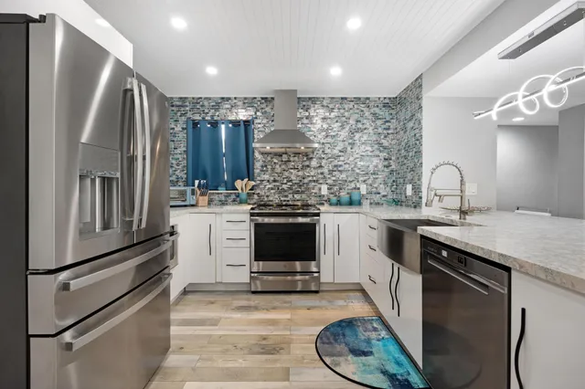 $861,000 | 1998 Overseas Highway, Unit A22, Marathon, FL 33050