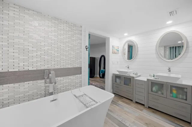 $861,000 | 1998 Overseas Highway, Unit A22, Marathon, FL 33050