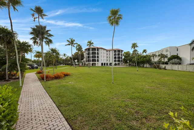 $861,000 | 1998 Overseas Highway, Unit A22, Marathon, FL 33050