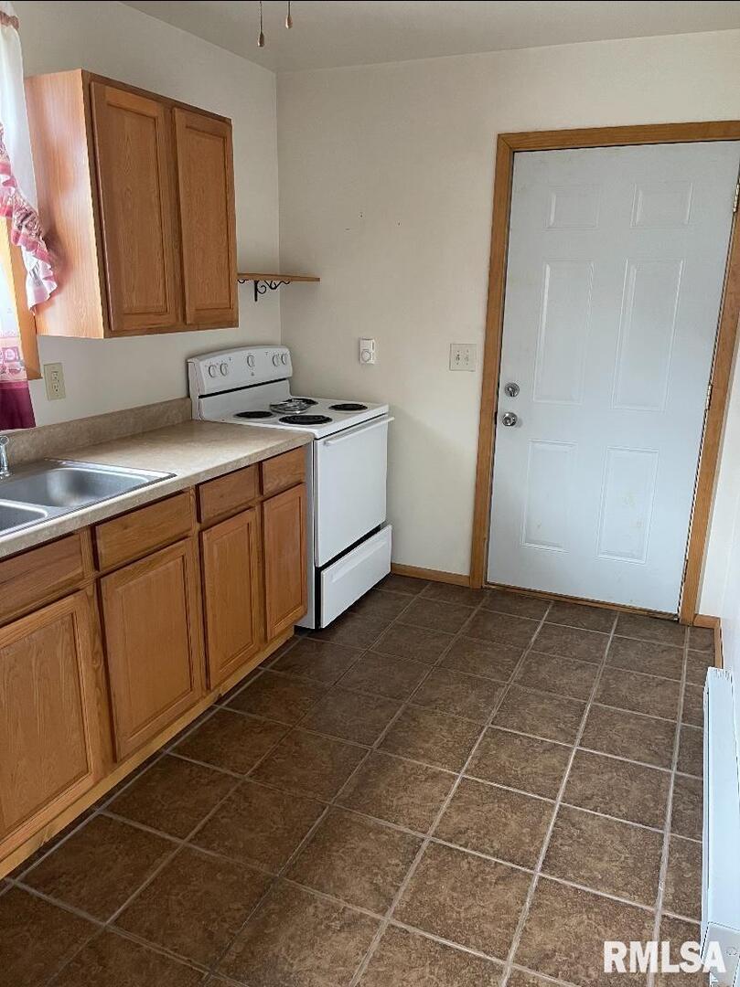 501 Southwest 3rd Street Aledo, IL 61231 - Photo 20 of 27