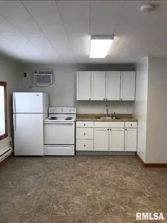 $189,500 | 501 Southwest 3rd Street, Aledo, IL 61231