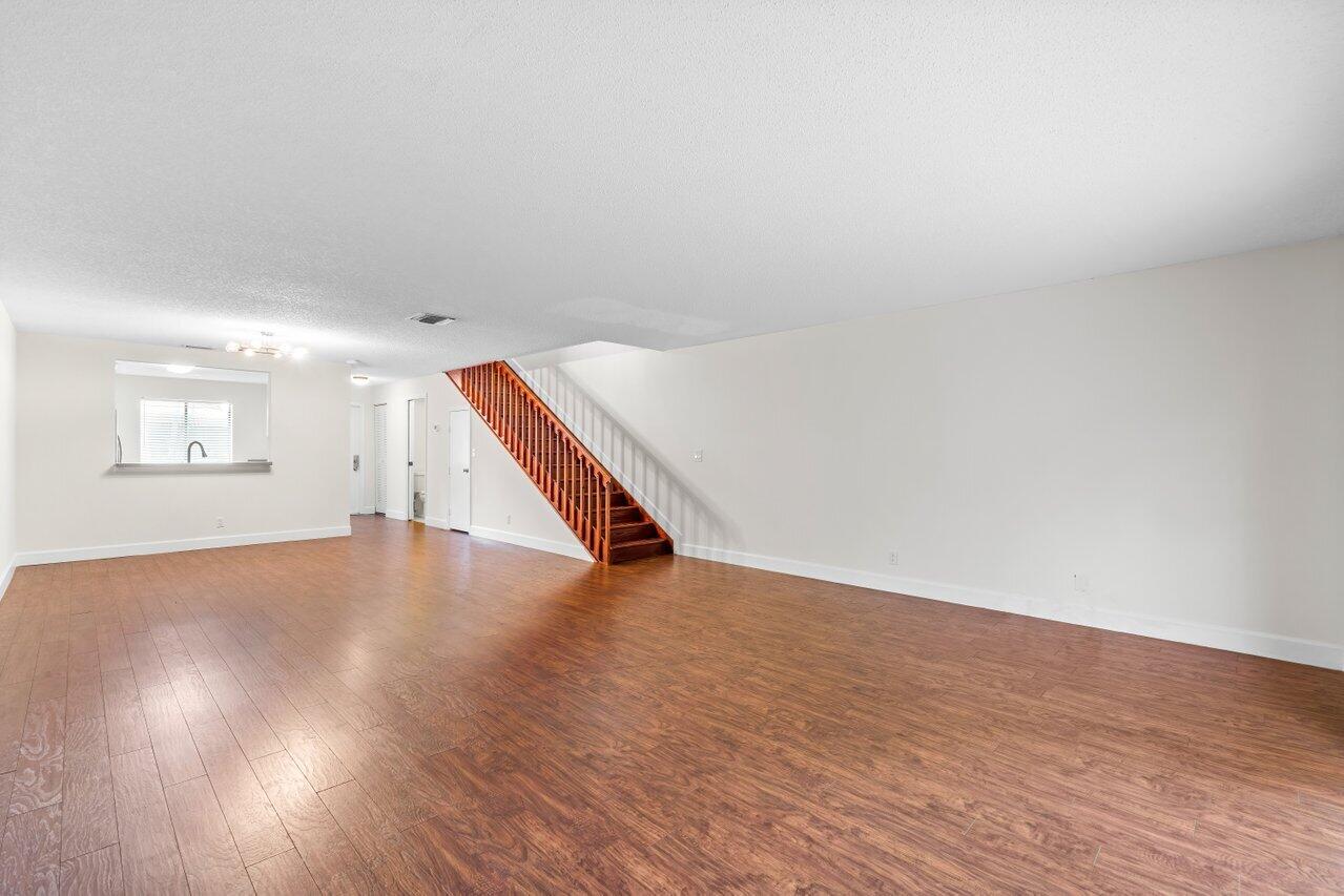 22095 Las Brisas Circle, Unit 102 Boca Raton, FL 33433 - Photo 10 of 23 012-22095LasBrisasCircle-BocaRaton-FL-33