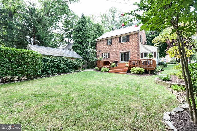 7115 Wardman Road Baltimore, MD 21212 - Photo 4 of 22 Back Yard