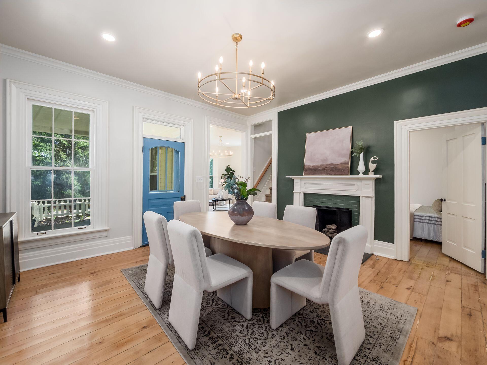1490 Stratford Road Delaware, OH 43015 - Photo 8 of 52 Dining Room