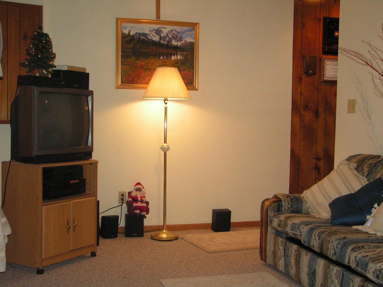 1038-15 Decker Road Arcadia, LA 71001 - Photo 19 of 19 a living room with furniture and a flat screen tv