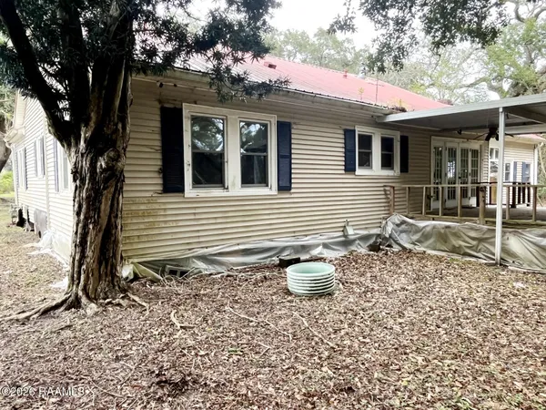 $95,000 | 10305 Highway 182, Franklin, LA 70538
