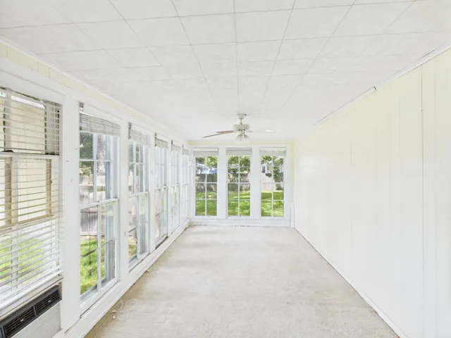 $169,000 | 305 West Converse Street, Weimar, TX 78962