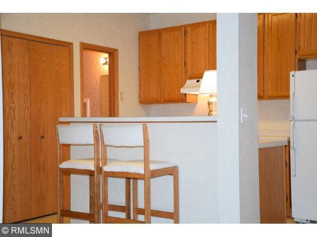 8471 Cortland Road Eden Prairie, MN 55344 - Photo 7 of 14
