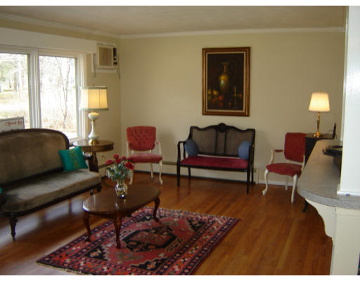 141 Allen Street Hampden, MA 01036 - Photo 6 of 18 Gallery Image 6