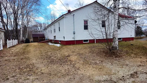 $189,900 | 77 Connecticut Avenue, Millinocket, ME 04462