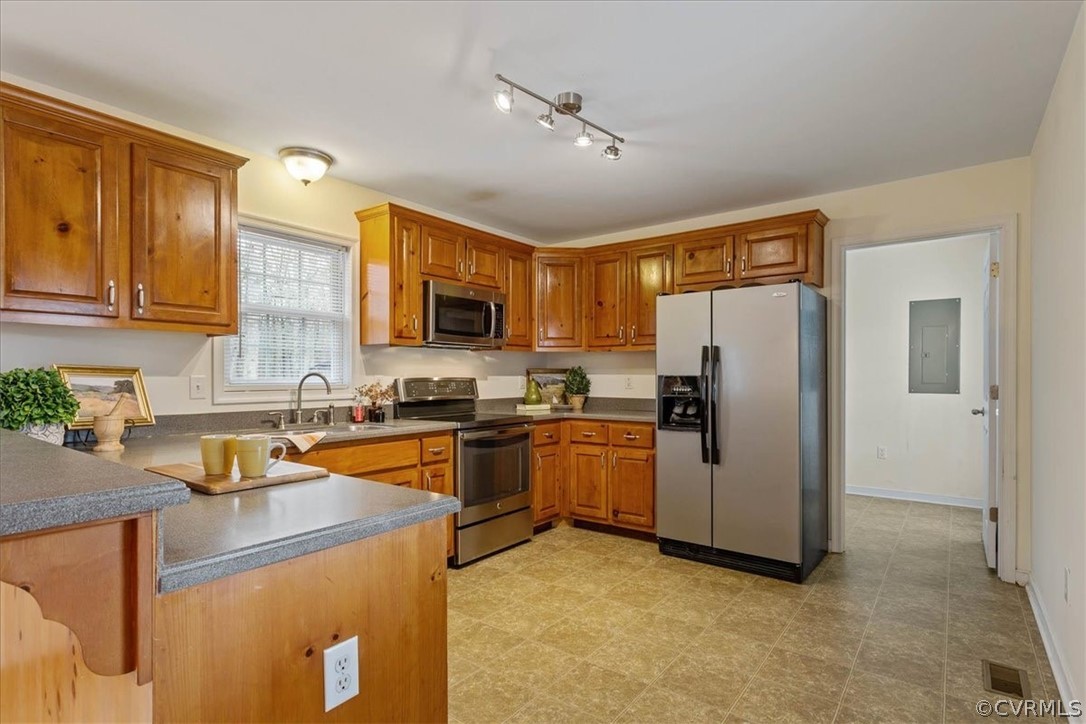12614 Cox Road Church Road, VA 23833 - Photo 8 of 23 Gallery Image 8