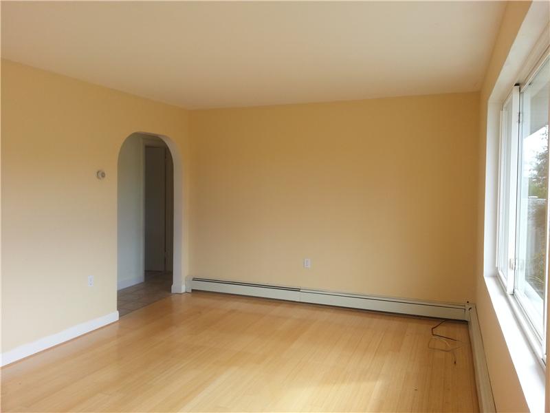 55 Winnapaug Road, Unit 8 Westerly, RI 02891 - Photo 3 of 16 Living Room.