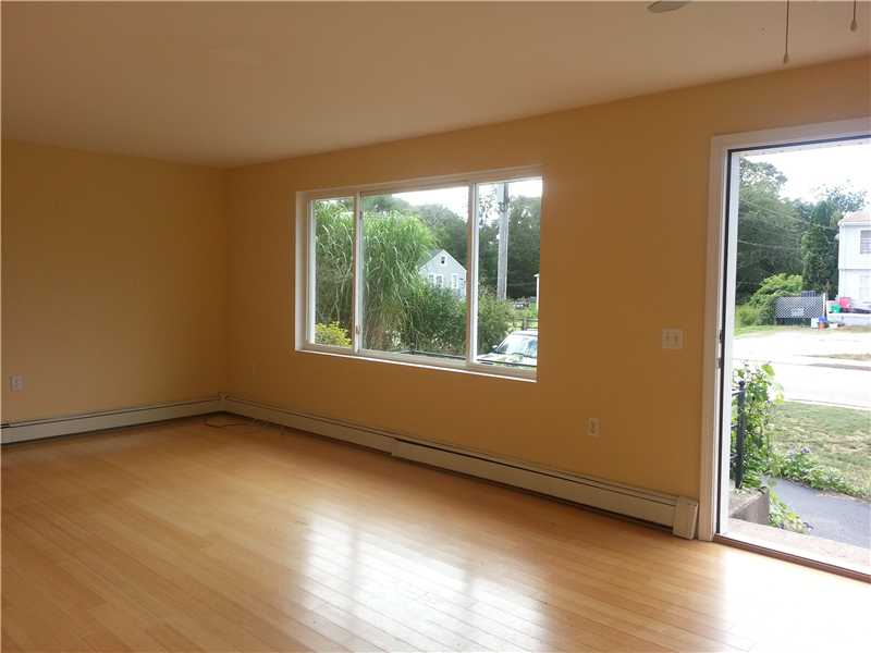 55 Winnapaug Road, Unit 8 Westerly, RI 02891 - Photo 5 of 16 Living Room.