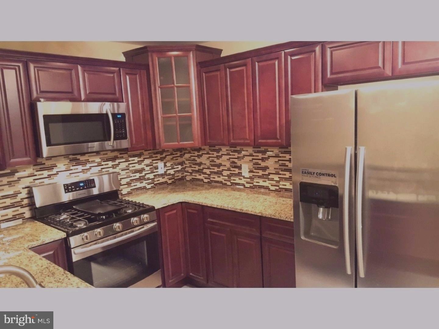 11740 Colman Road Philadelphia, PA 19154 - Photo 2 of 23 Gallery Image 2