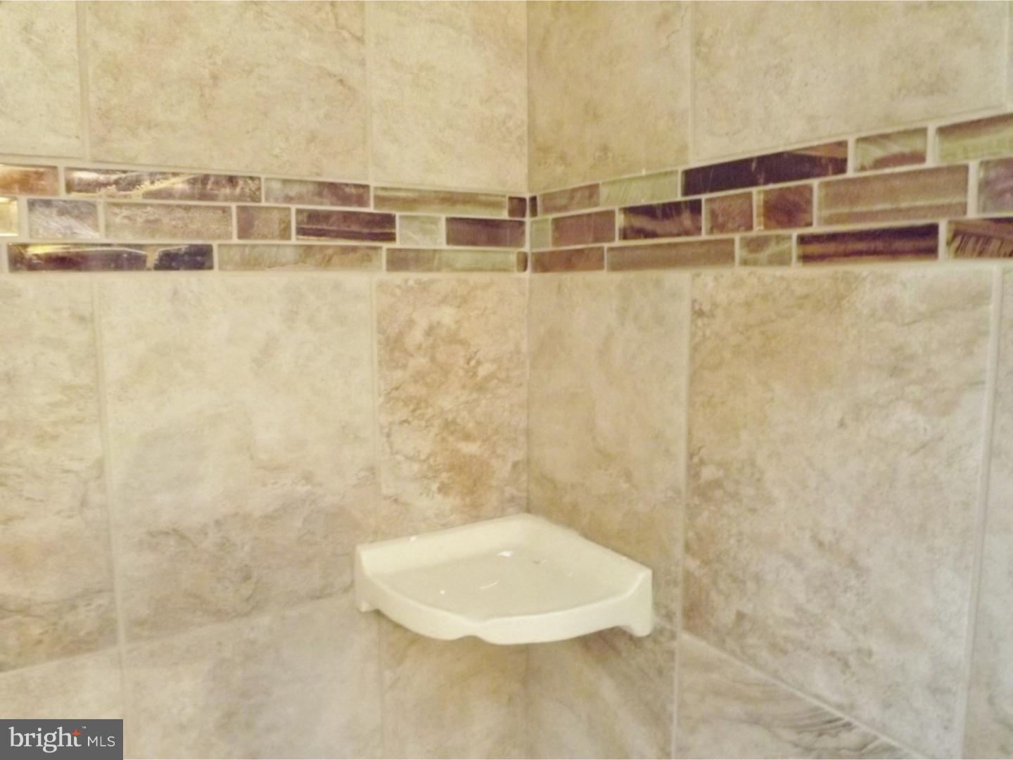 11740 Colman Road Philadelphia, PA 19154 - Photo 18 of 23 Gallery Image 18