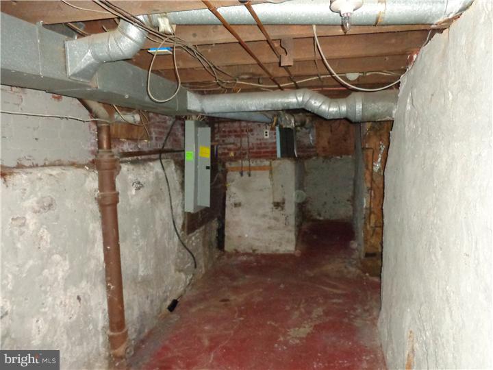 2226 Kutztown Road Reading, PA 19605 - Photo 14 of 24 Basement
