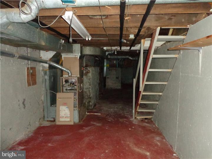 2226 Kutztown Road Reading, PA 19605 - Photo 15 of 24 Basement